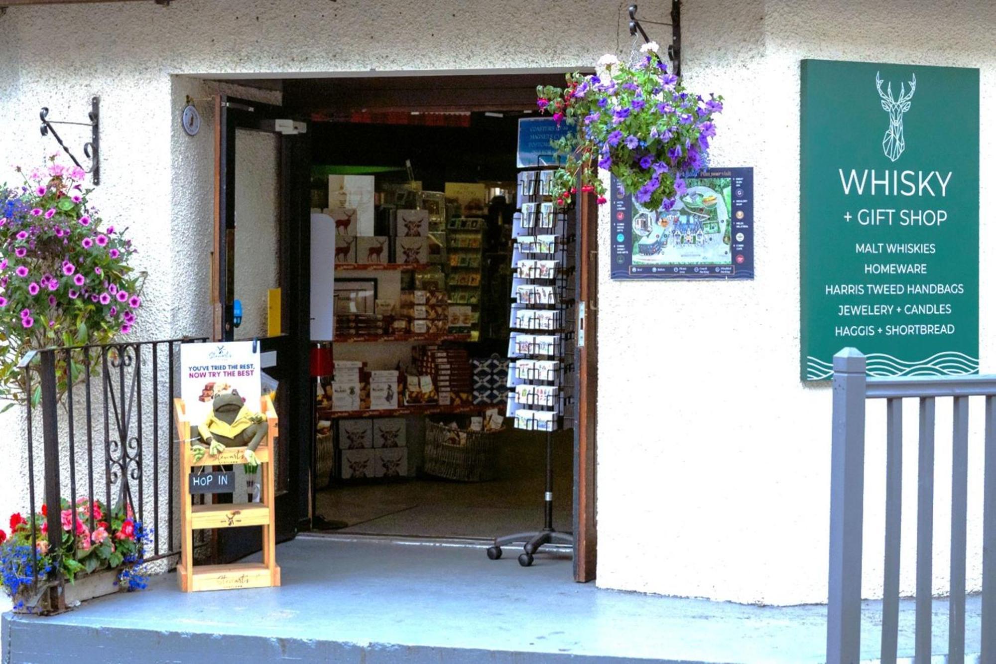 Loch Ness Drumnadrochit Hotel エクステリア 写真